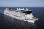Круизная компания Norwegian Cruise Line откажется от пластиковых бутылок с водой.